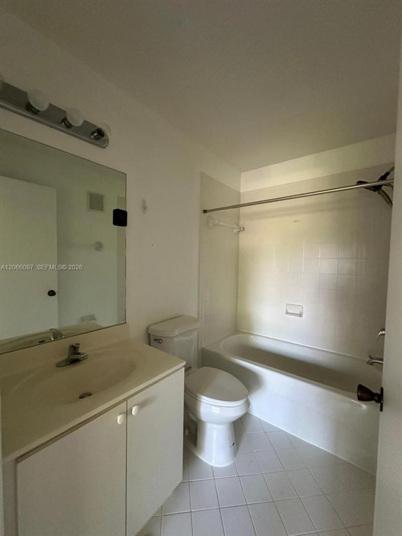 2920 SE 12th Rd , Unit 203-30, Homestead, FL 33035 Photo