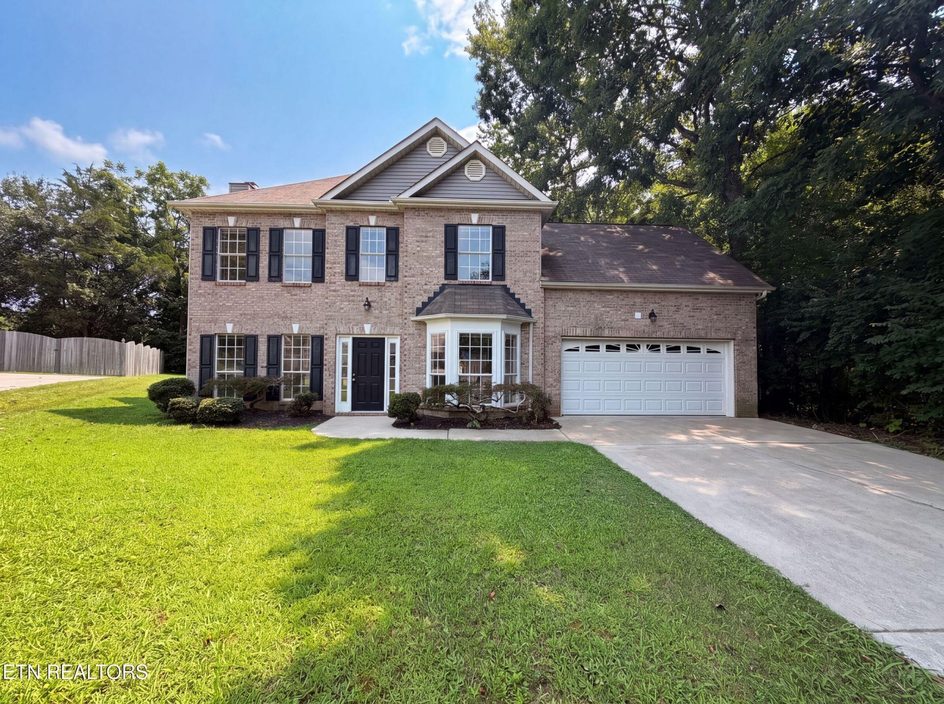 6630 Provincial Drive, Knoxville, TN 37909 Main Photo