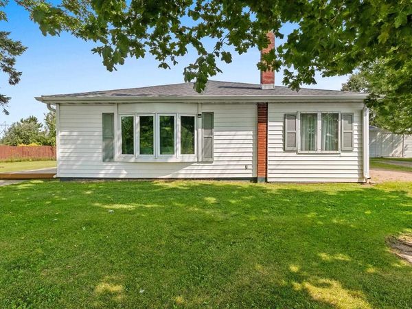 W2560 HALF MILE ROAD, Pulaski, WI 54162