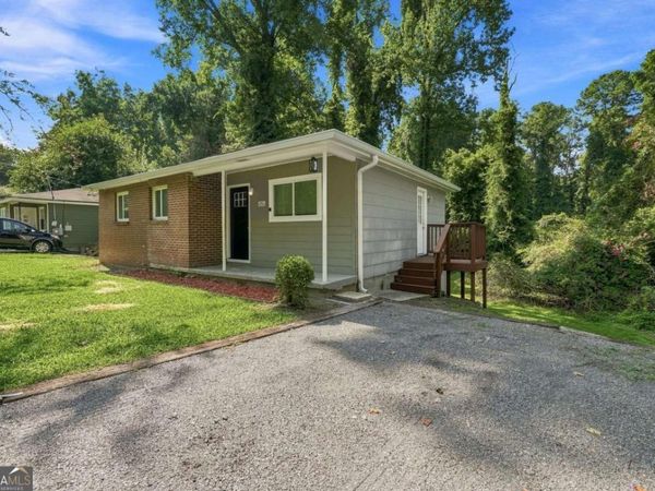 2889 Delray Drive NW, Atlanta, GA 30318