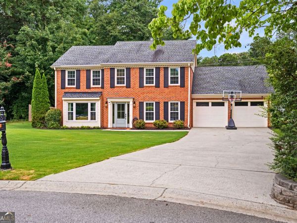 663 Parkcrest Place NE, Marietta, GA 30068