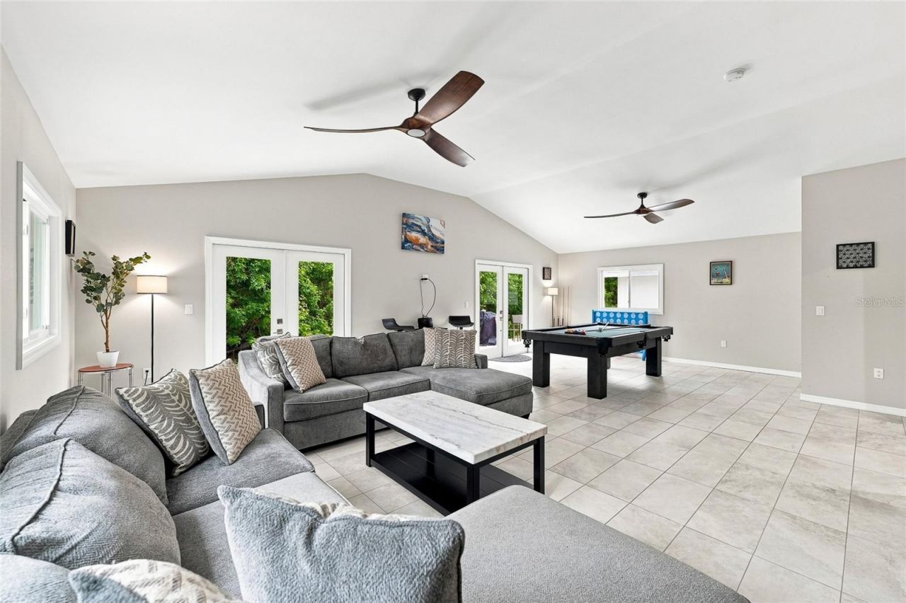 608 Saint Judes Drive, Longboat Key, FL 34228 Photo