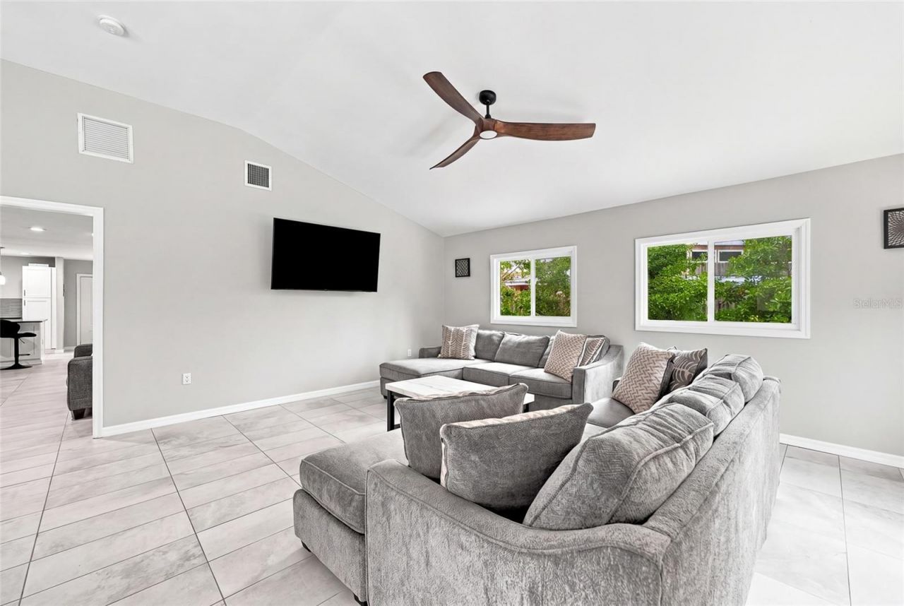 608 Saint Judes Drive, Longboat Key, FL 34228 Photo