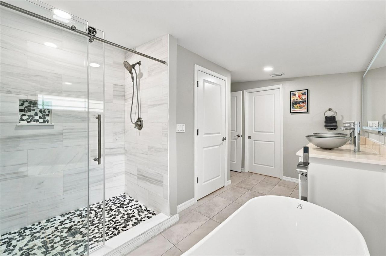 608 Saint Judes Drive, Longboat Key, FL 34228 Photo