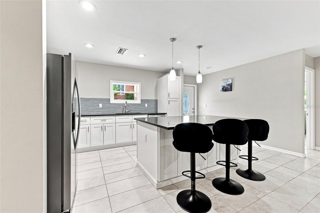 608 Saint Judes Drive, Longboat Key, FL 34228 Photo