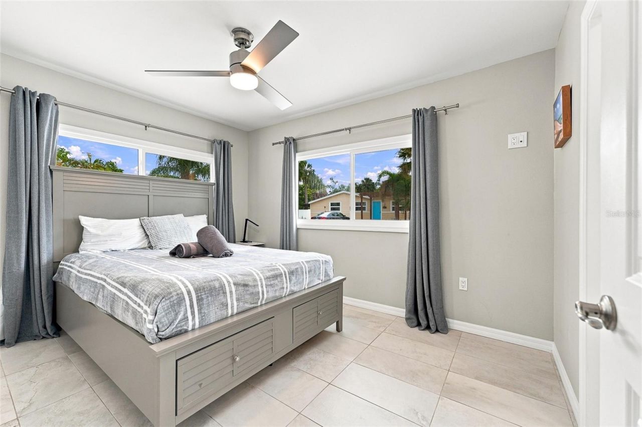608 Saint Judes Drive, Longboat Key, FL 34228 Photo