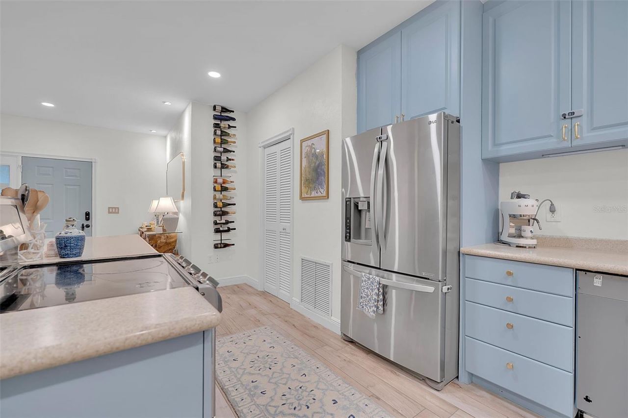 4104 128th Street W, Unit 702, Cortez, FL 34215 Photo