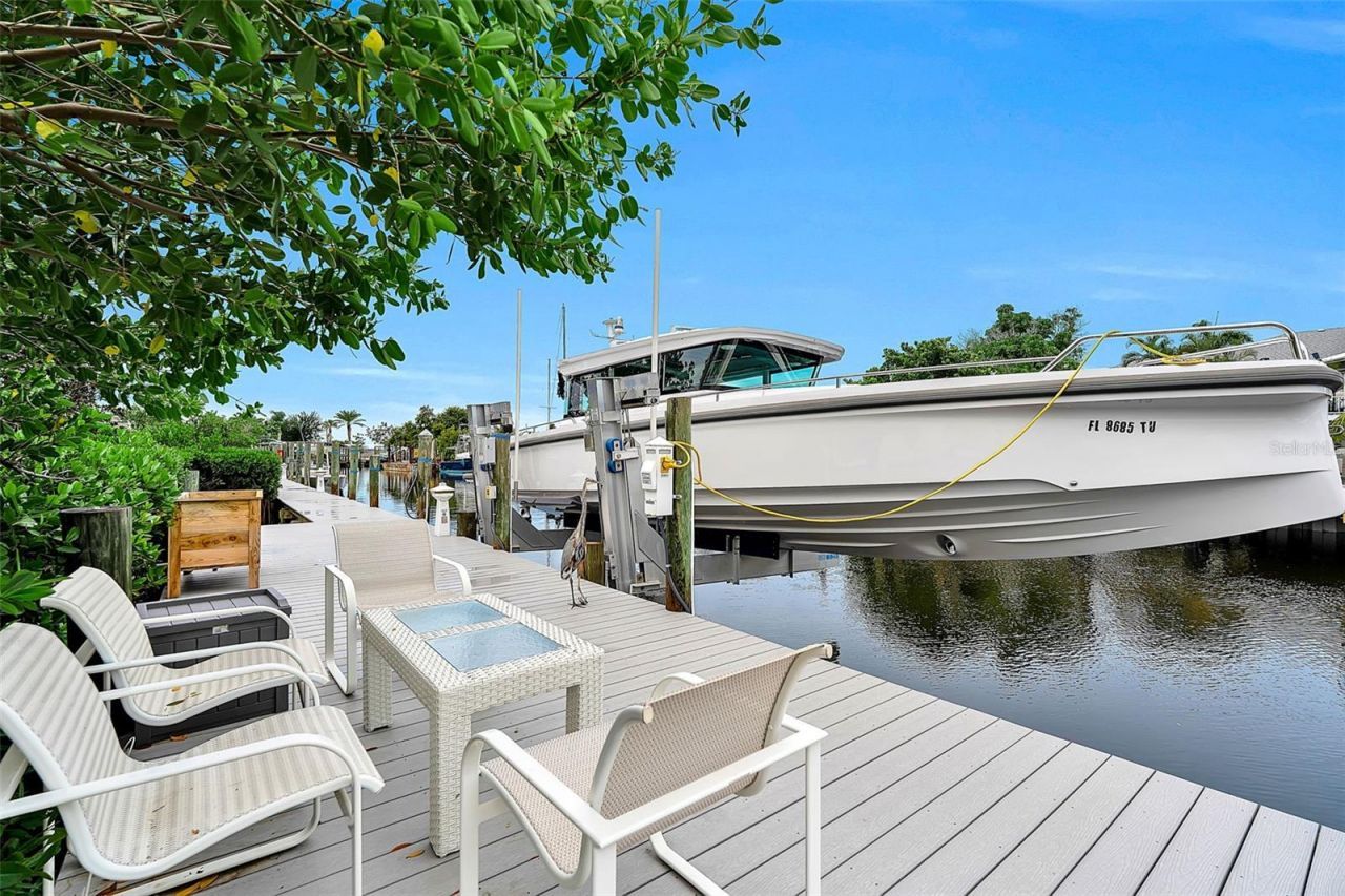 4104 128th Street W, Unit 702, Cortez, FL 34215 Photo