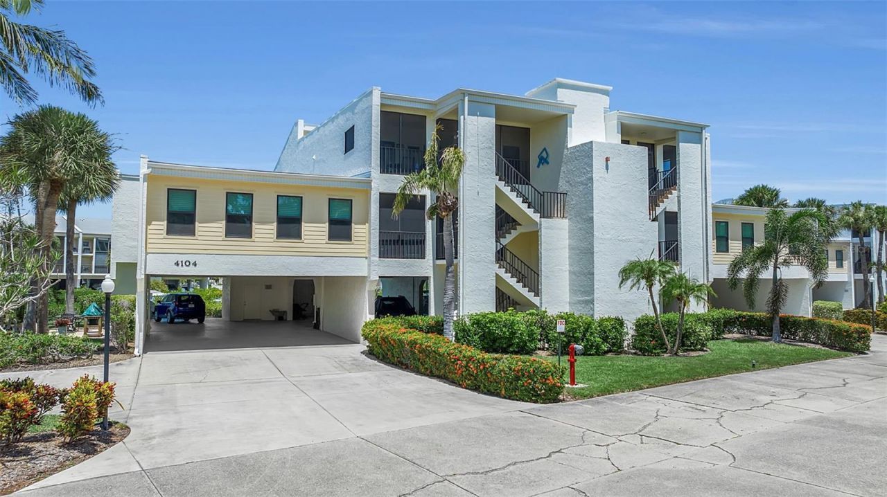 4104 128th Street W, Unit 702, Cortez, FL 34215 Photo