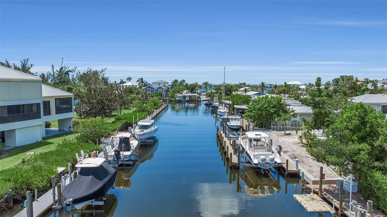 4104 128th Street W, Unit 702, Cortez, FL 34215 Photo