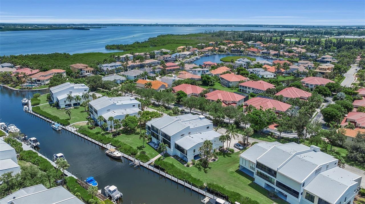 4104 128th Street W, Unit 702, Cortez, FL 34215 Photo