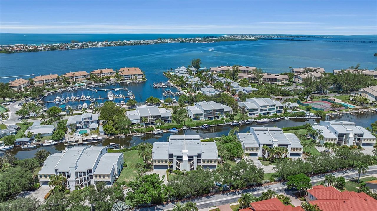 4104 128th Street W, Unit 702, Cortez, FL 34215 Photo