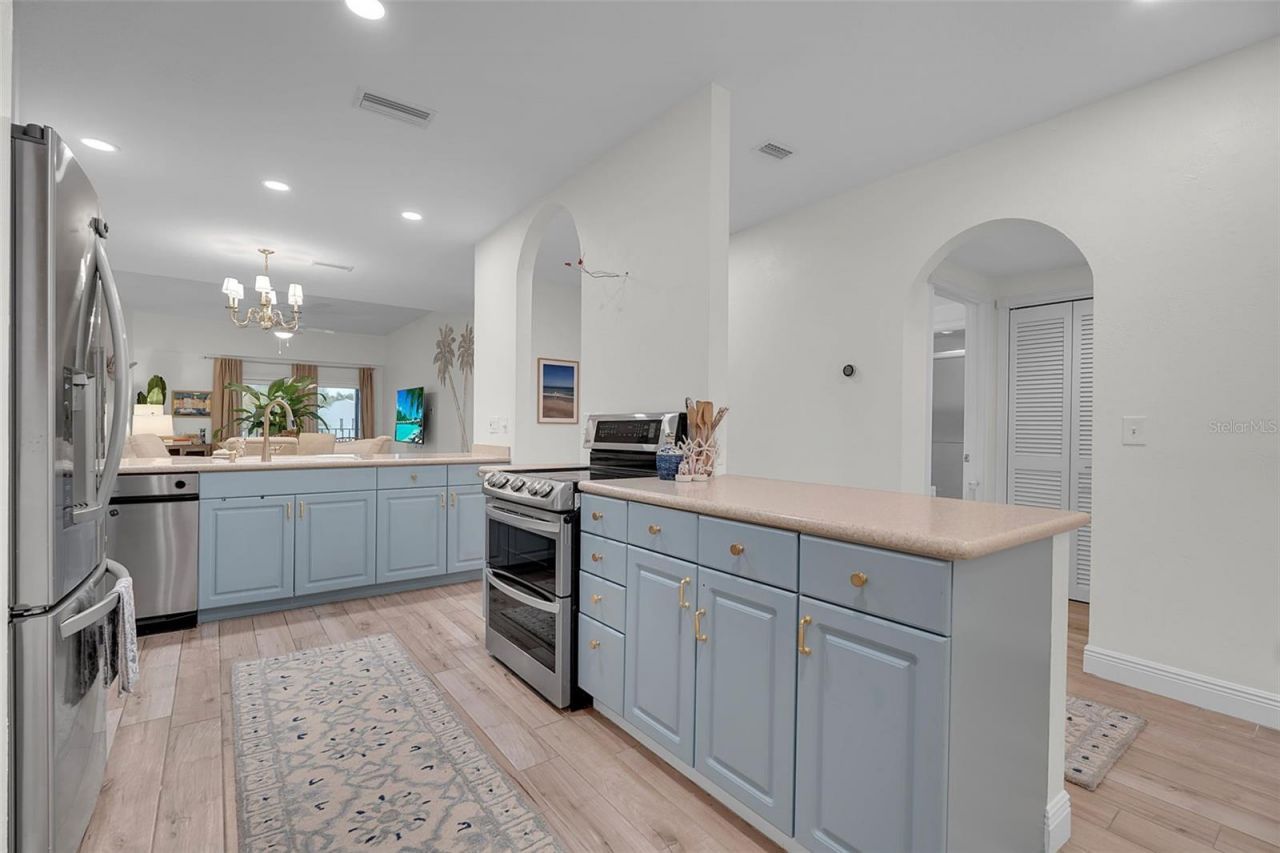 4104 128th Street W, Unit 702, Cortez, FL 34215 Photo