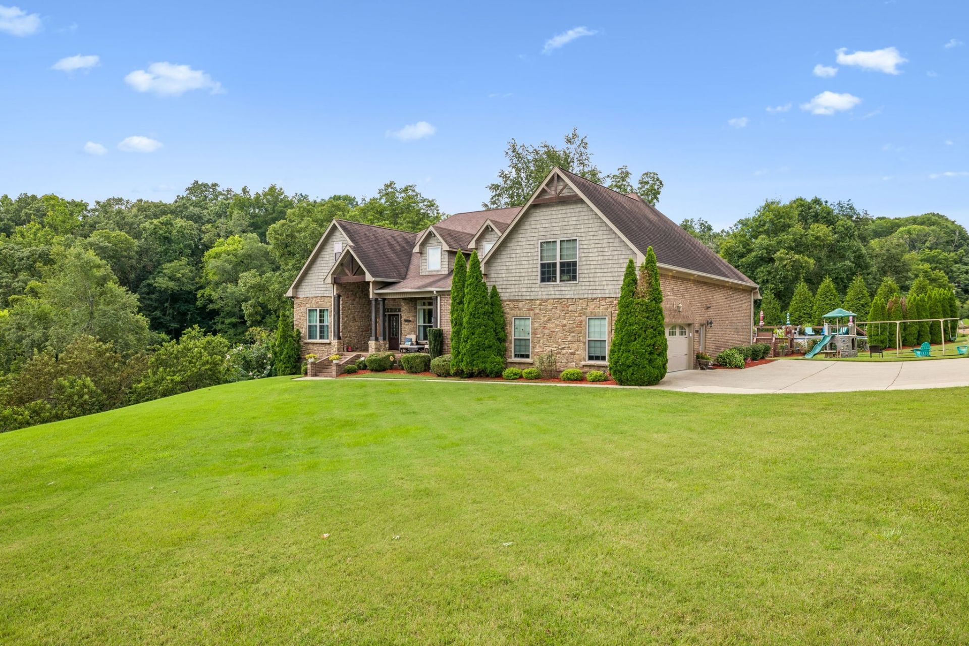 2315 New Hope Rd  Hendersonville, TN 37075