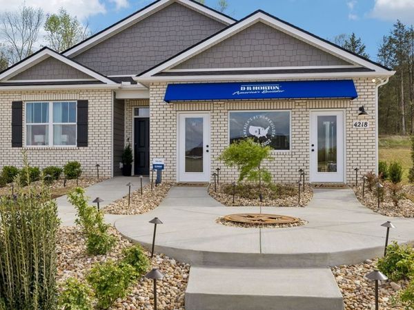 2208 Cheltenham Pl , Columbia, TN 38401