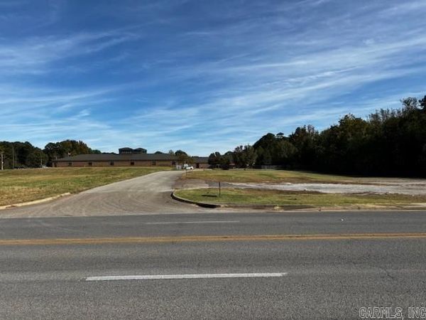 2738 N Church , Jonesboro, AR 72401