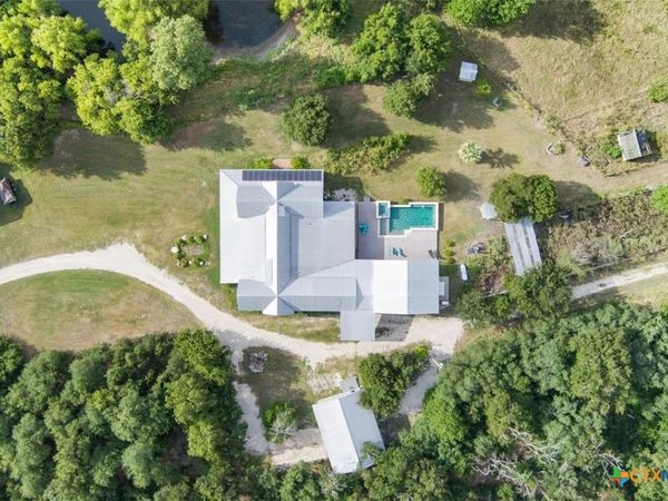 100 S Dewberry Creek Trail, Hutto, TX 78634
