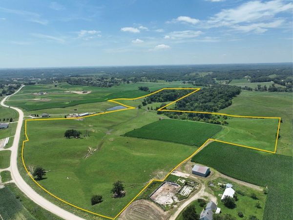 Old Cass Rd., Anamosa, IA 52205