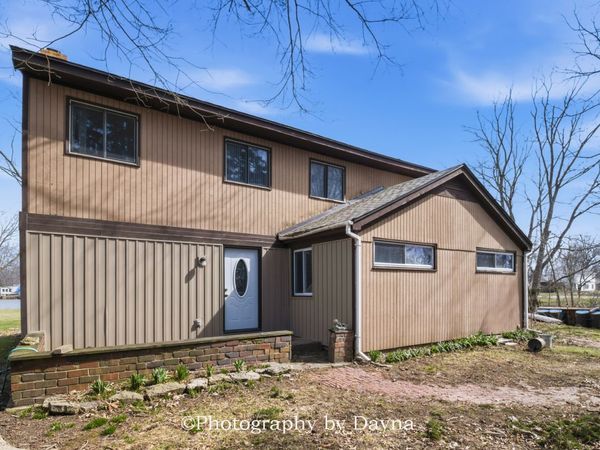 2857 River Road , Kankakee, IL 60901