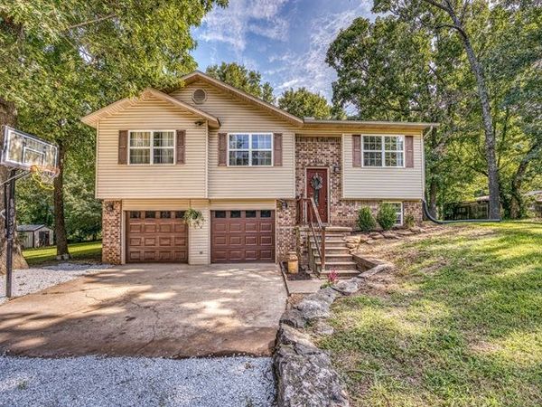 4058 Valley Road , Harrison, AR 72601