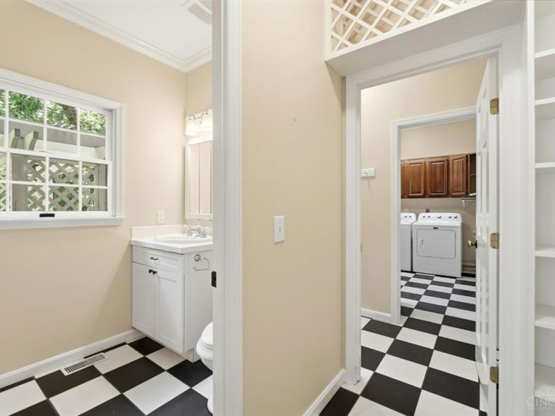7564 Fawnmeadow Lane, Sharonville, OH 45241 Photo 32