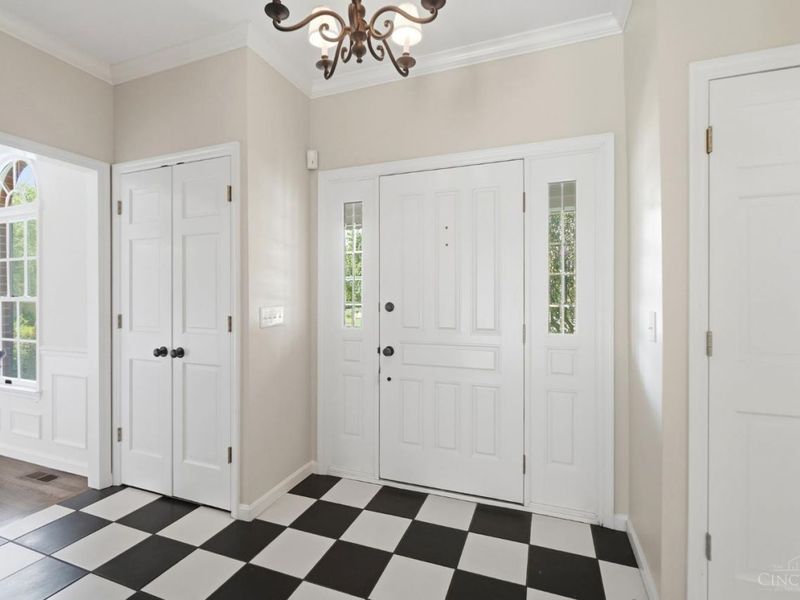 7564 Fawnmeadow Lane, Sharonville, OH 45241 Photo 7