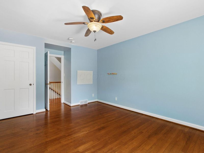 160 W Royal Forest Boulevard, Columbus, OH 43214 Photo 32