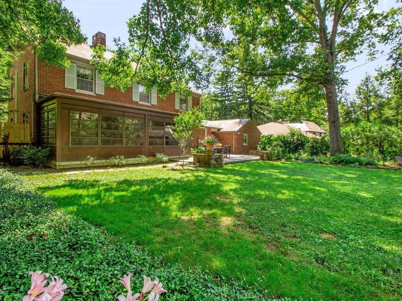 160 W Royal Forest Boulevard, Columbus, OH 43214 Photo 49