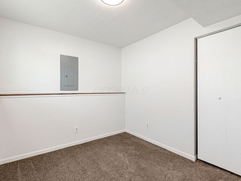 792 Carteret Drive, Columbus, OH 43228 Photo 13