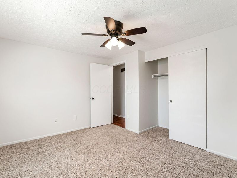 792 Carteret Drive, Columbus, OH 43228 Photo 17