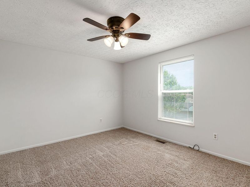 792 Carteret Drive, Columbus, OH 43228 Photo 18