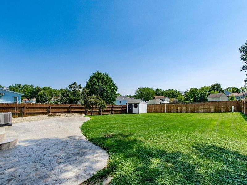 792 Carteret Drive, Columbus, OH 43228 Photo 23