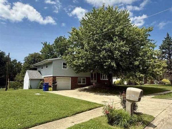 1931 Versailles Drive, Kokomo, IN 46902
