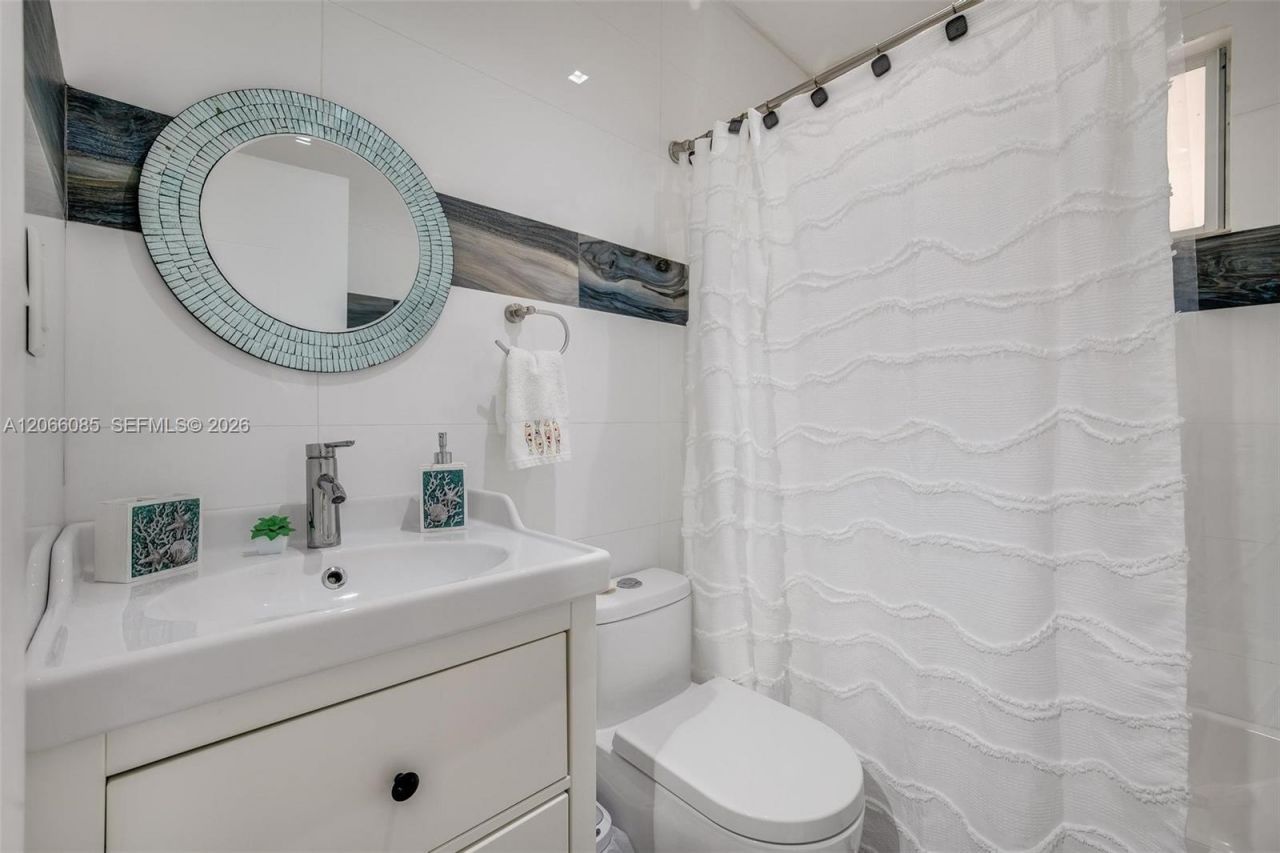 7549 Buccaneer Ave, Unit 7549, North Bay Village, FL 33141 Photo