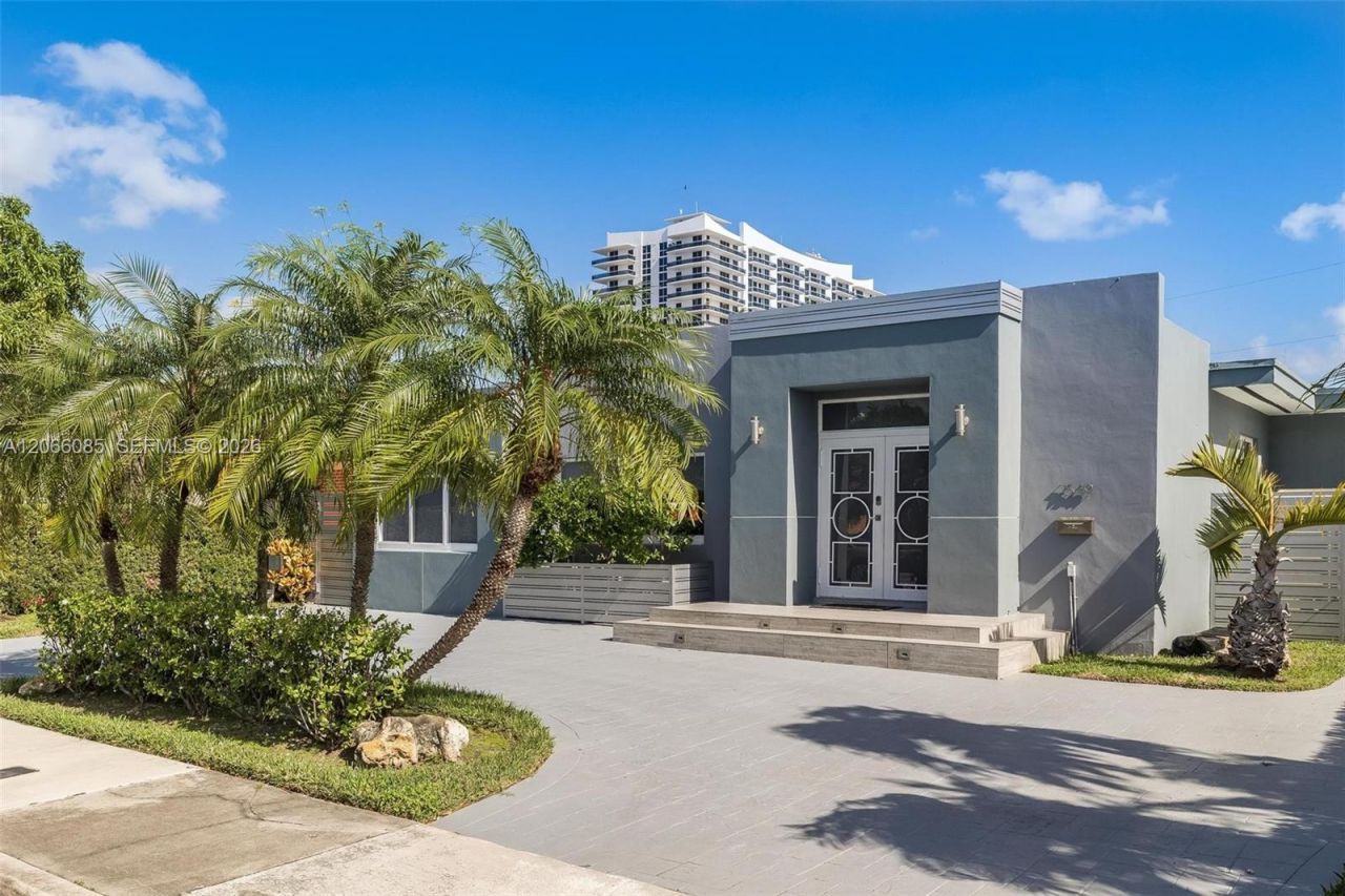 7549 Buccaneer Ave, Unit 7549, North Bay Village, FL 33141 Photo
