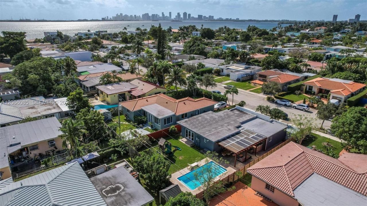 7549 Buccaneer Ave, Unit 7549, North Bay Village, FL 33141 Photo