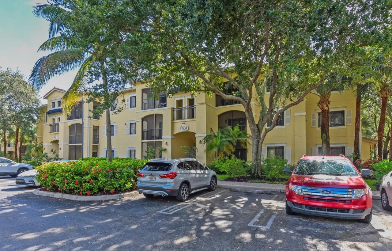 2730 Anzio Court, Unit 108, Palm Beach Gardens, FL 33410 Photo