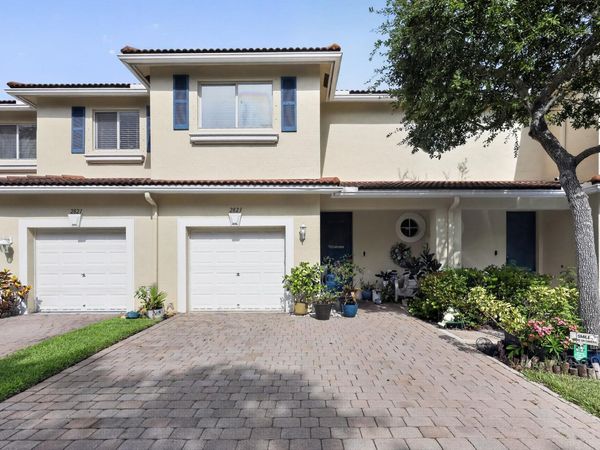2823 S EVERGREEN Circle, Boynton Beach, FL 33426