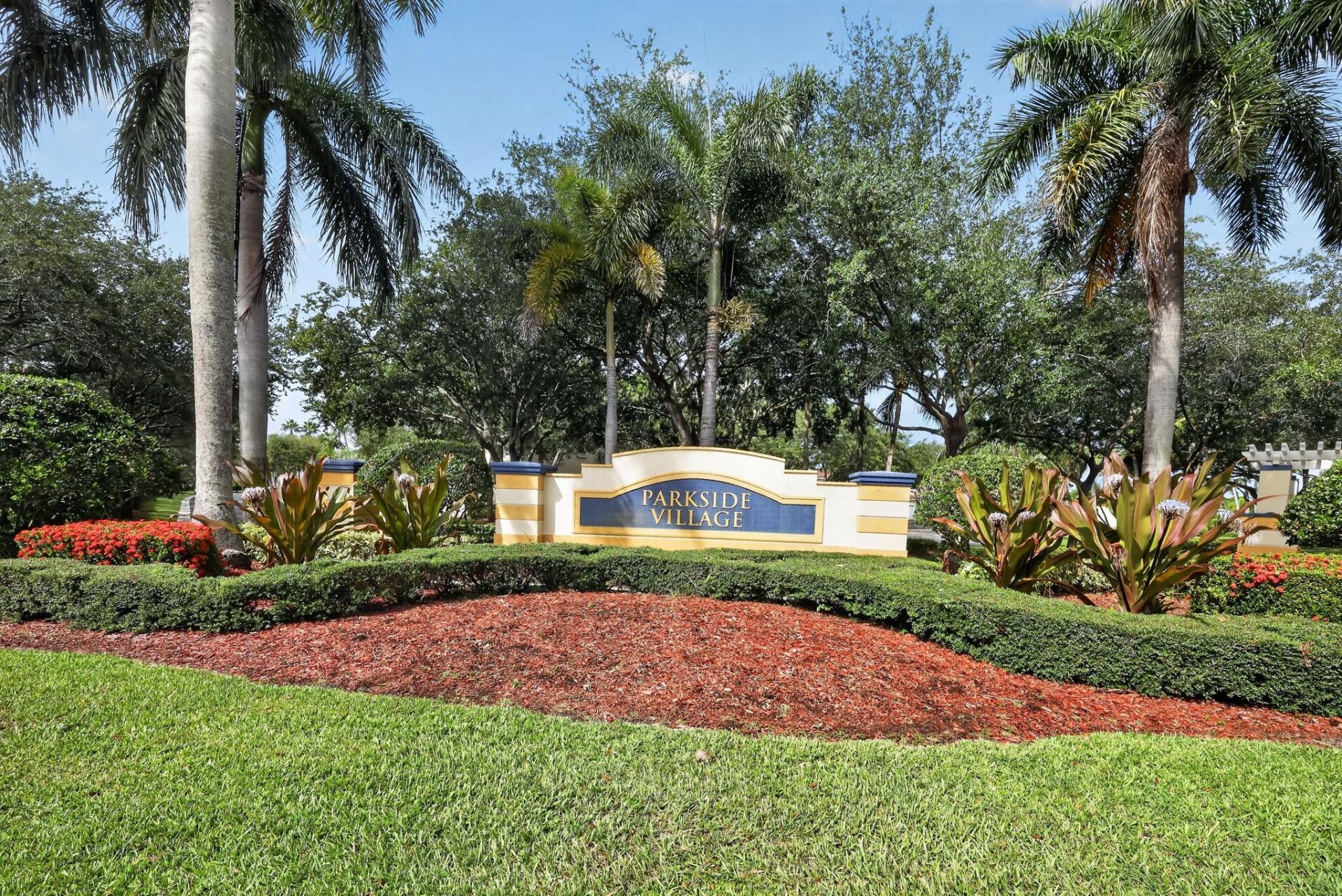 2823 S Evergreen Circle, Boynton Beach, FL 33426 Photo