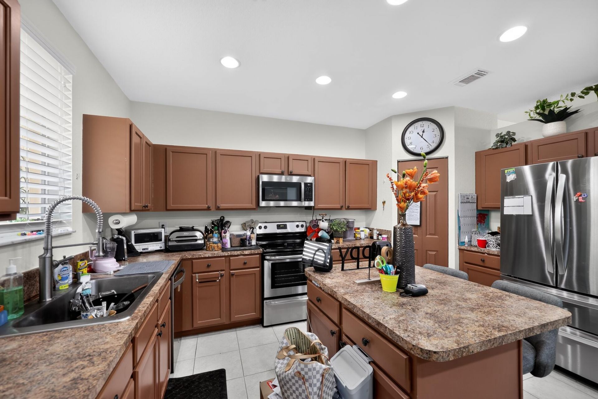2823 S Evergreen Circle, Boynton Beach, FL 33426 Photo