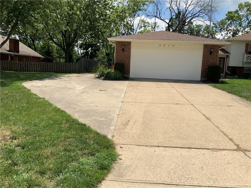 3610 Laurel Fork Drive, Clayton, OH 45415 Photo 2