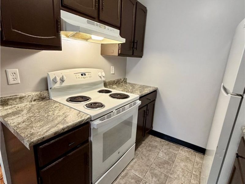 1860 Mahoning Avenue NW, Warren, OH 44483 Photo 6
