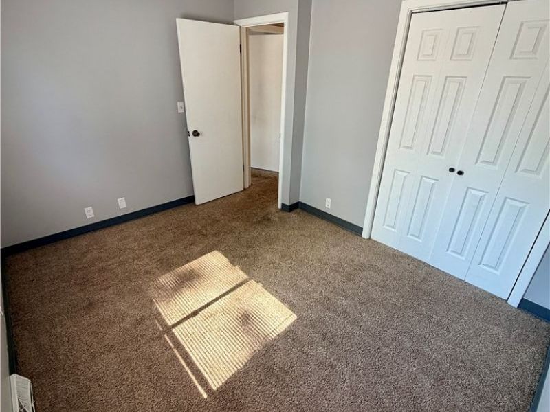 1860 Mahoning Avenue NW, Warren, OH 44483 Photo 9