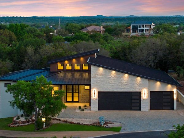 505 Fire, Horseshoe Bay, TX 78657