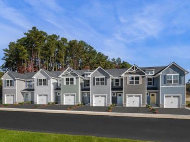 103B SCOTCH PINE WAY, STAUNTON, VA 24401