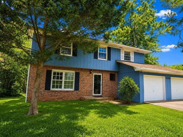 408 Martin Road , Stone Mountain, GA 30088