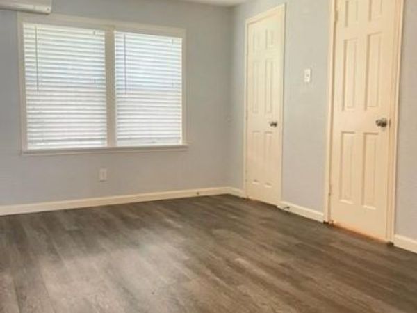 4522 Gaston Avenue, Unit 4, Dallas, TX 75246