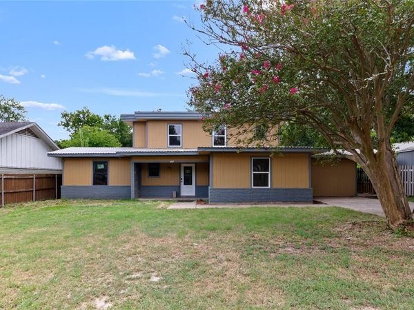 708 E COMMERCE , Mexia, TX 76667