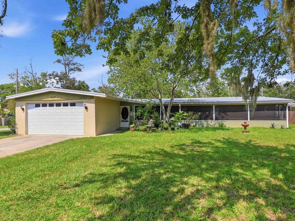 1927 Monteau Dr, Jacksonville, FL 32210