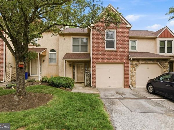 27 WHITE PINE COURT , LAFAYETTE HILL, PA 19444